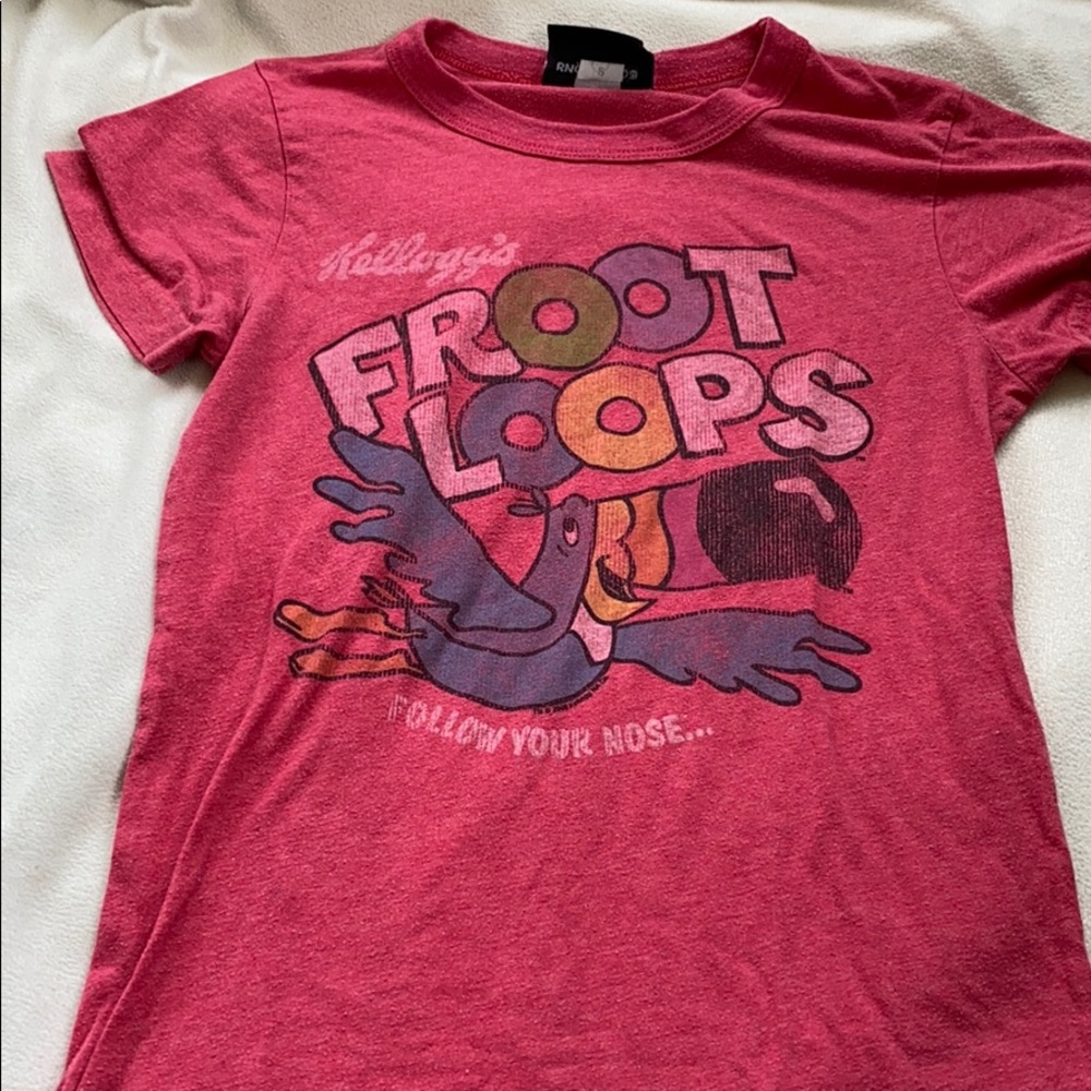 Froot loop t-shirt